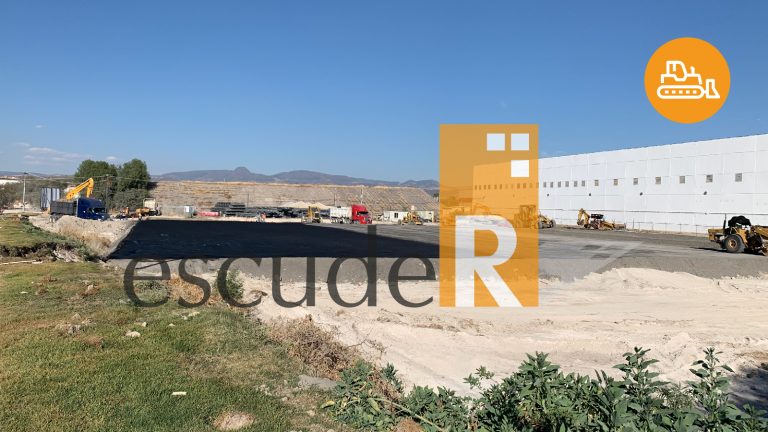 Demolición y Terracerías en naves industriales con maquinaria