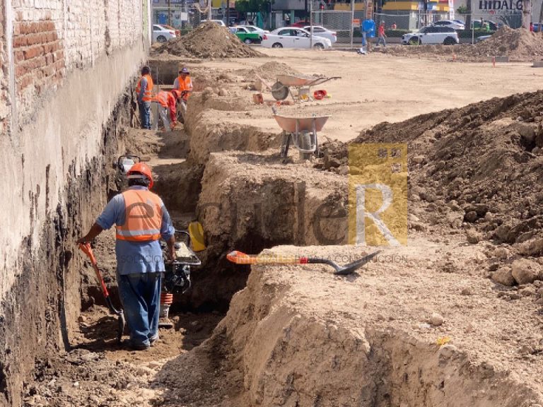 escuder-construccion-trabajos-de-demolicion-y-terracerias-para-nave-industrial-azulemex_16