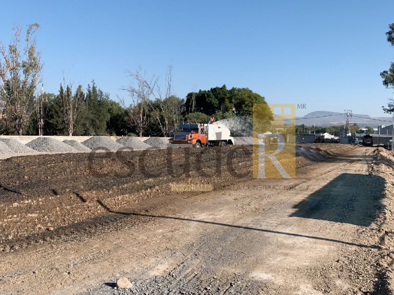 escuder-construccion-trabajos-de-terracerias-para-construccion-de-nave-industrial-san-jose-el-alto-26