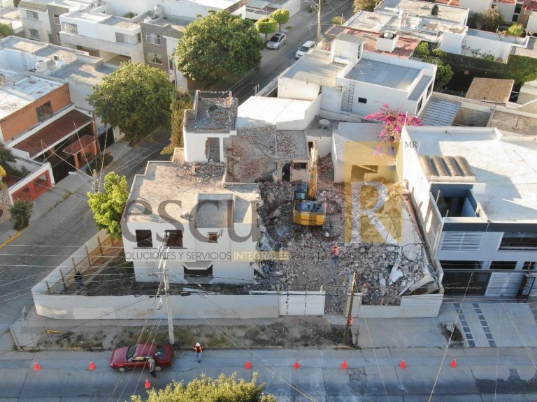escuder-construccion-demolicion-de-vivienda-particular-en-avenida-guanajuato-02