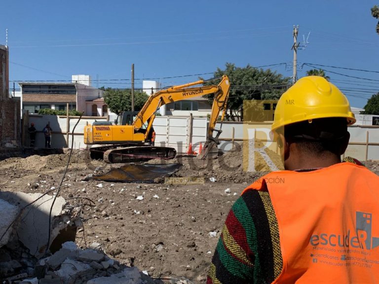 escuder-construccion-demolicion-de-vivienda-particular-en-avenida-guanajuato-07