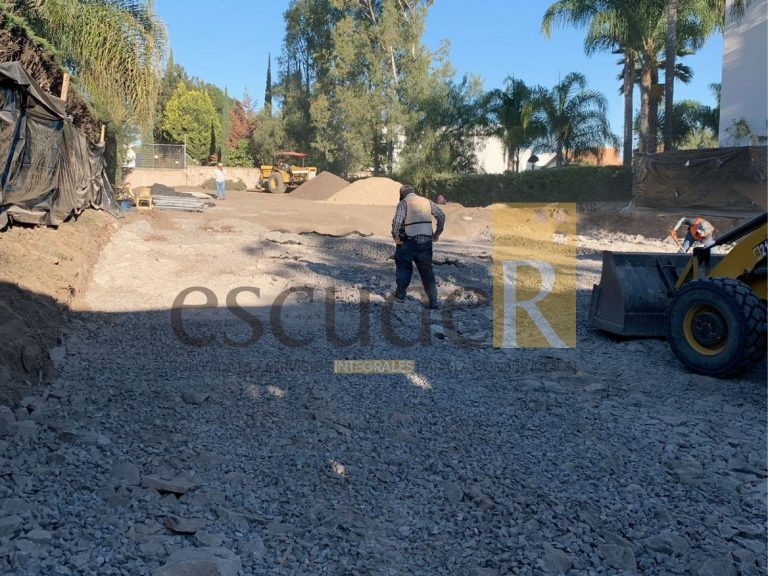 escuder-construccion-terracerias-en-terreno-residencial-en-club-de-golf-la-hacienda-14