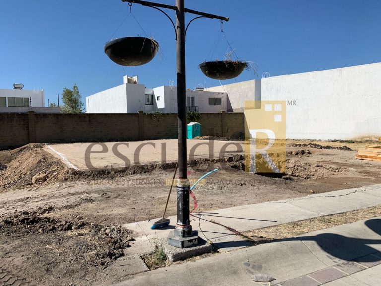 escuder-construccion-terracerias-en-terreno-residencial-en-fraccionamiento-el-mayorazgo-02