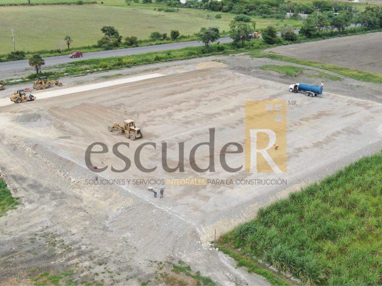 escuder-construccion-terracerias-industriales-en-centro-de-distribucion-en-ciudad-mante_13