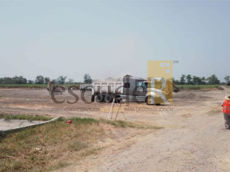 escuder-construccion-terracerias-industriales-en-centro-de-distribucion-en-ciudad-mante_17