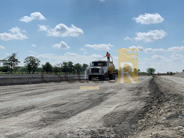 escuder-construccion-terracerias-industriales-en-centro-de-distribucion-en-ciudad-mante_31