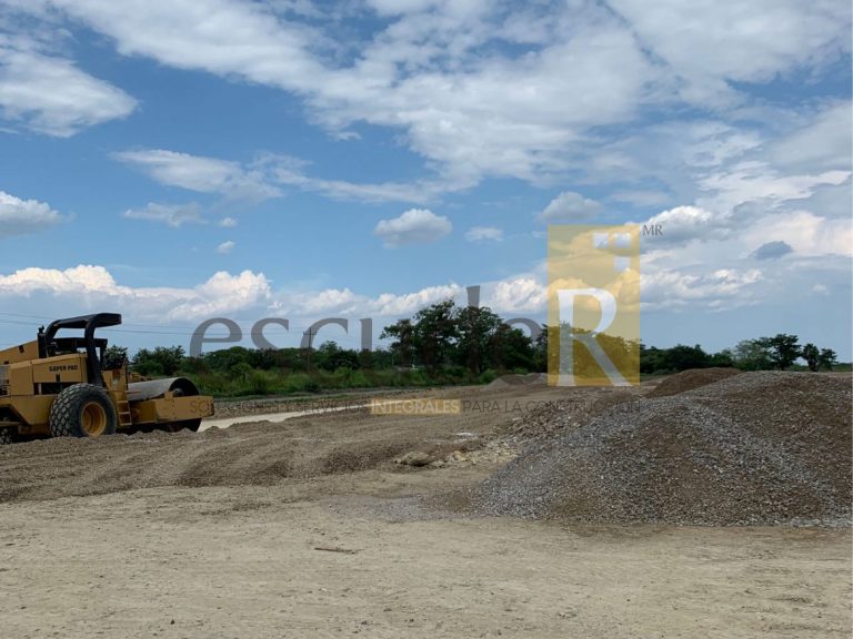 escuder-construccion-terracerias-industriales-en-centro-de-distribucion-en-ciudad-mante_43